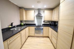 Kitchen- click for photo gallery